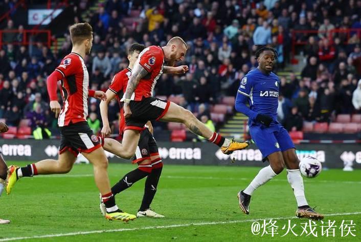 汉堡闷平基尔，激烈对抗致基尔6黄牌